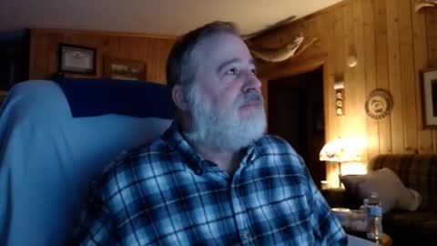 Snapshot of bigthicksatisfying2 chatting on 05.12.26 bigthicksatisfying2 online show from 05.12.26