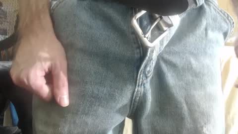 Snapshot of bigwc02 chatting on 03.10.25 bigwc02 online show from 03.10.25