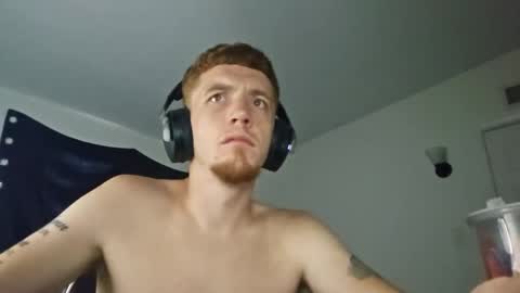 Snapshot of bigwhited2115 chatting on 09.23.25 Onlyfans redheadedwhitedick online show from 09.23.25