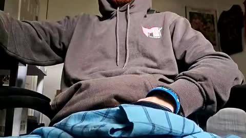 Snapshot of bigwhited2115 chatting on 11.17.25 Onlyfans redheadedwhitedick online show from 11.17.25