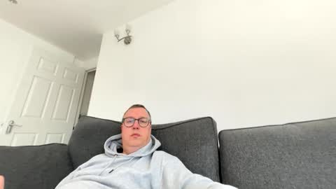 Snapshot of bihudddds chatting on 02.16.26 Just call me master online show from 02.16.26