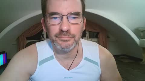 Snapshot of bikertom1988 chatting on 12.07.24 bikertom1988 online show from 12.07.24