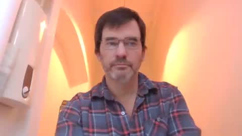 Snapshot of bikertom1988 chatting on 02.08.25 bikertom1988 online show from 02.08.25