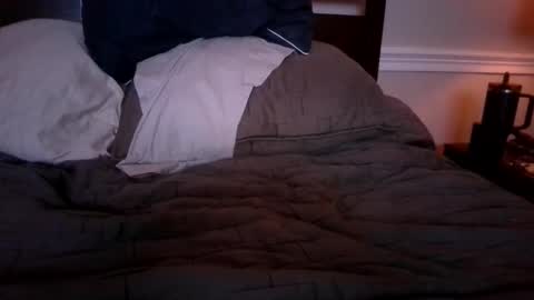 Snapshot of bikinkysloot chatting on 11.14.25 KinkyBiSlut online show from 11.14.25