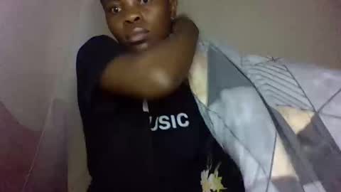 Snapshot of bilia_ebony chatting on 05.18.26 Bilia online show from 05.18.26