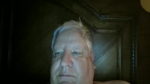 Snapshot of billernest99 chatting on 04.19.26 billernest99 online show from 04.19.26