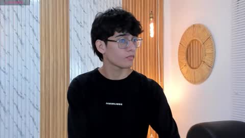 Snapshot of billie_jr chatting on 10.06.25 Billie online show from 10.06.25