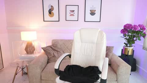 billiebrownn online show from 10.17.25