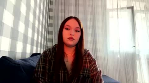 Snapshot of bindimo chatting on 06.13.26 bindimo online show from 06.13.26