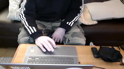 Snapshot of bindmedown chatting on 02.22.25 bindmedown online show from 02.22.25