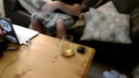 Snapshot of bindmedown chatting on 10.17.25 bindmedown online show from 10.17.25