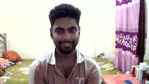 Snapshot of birbikrom104 chatting on 06.02.26 birbikrom104 online show from 06.02.26