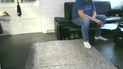 Snapshot of bitchnk chatting on 01.10.25 Bitchnk online show from 01.10.25