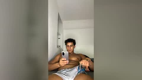 Snapshot of biutbruschi chatting on 08.01.26 biutbruschi online show from 08.01.26