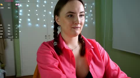 Snapshot of black_eva_ chatting on 12.10.24 Eva online show from 12.10.24