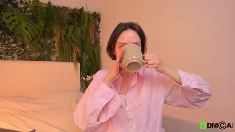 Snapshot of black_jenny chatting on 03.08.25 Jenny online show from 03.08.25