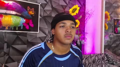 Snapshot of black_king_241 chatting on 01.18.25 black_king_241 online show from 01.18.25