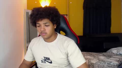 Snapshot of black_king_241 chatting on 03.01.25 black_king_241 online show from 03.01.25