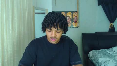 Snapshot of black_king_241 chatting on 09.15.25 black_king_241 online show from 09.15.25