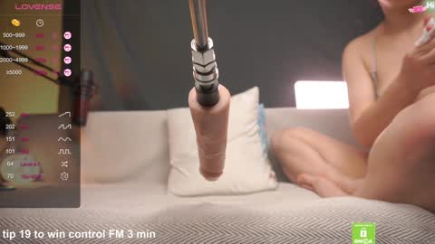 Snapshot of black_n_wh1te chatting on 01.21.25 black_n_wh1te online show from 01.21.25