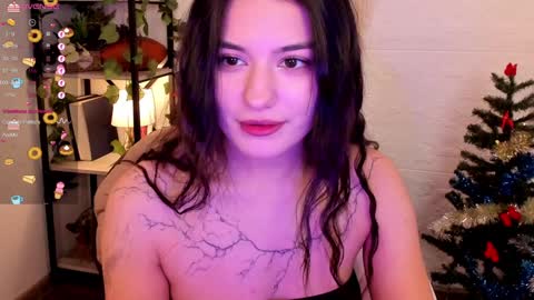 Snapshot of black_pant3r chatting on 12.08.24 Mon Mon online show from 12.08.24