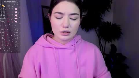 Snapshot of black_pant3r chatting on 11.09.25 Mon Mon online show from 11.09.25