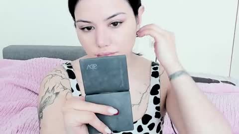Snapshot of black_pant3r chatting on 05.20.26 Mon Mon online show from 05.20.26