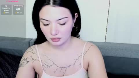 Snapshot of black_pant3r chatting on 06.22.26 Mon Mon online show from 06.22.26