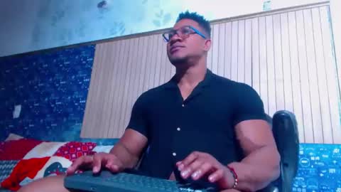 duglas online show from 04.05.26