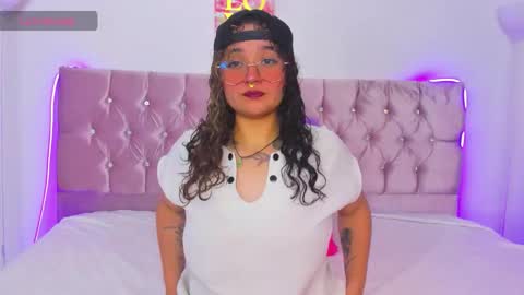 Tara online show from 02.18.26