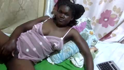 Snapshot of blackbigboobs chatting on 12.20.25 jane online show from 12.20.25