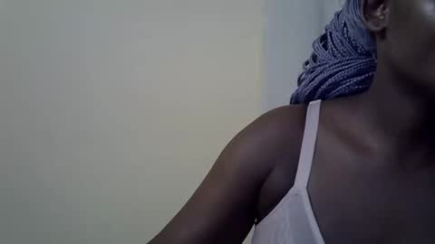 Blackbooty260 online show from 12.17.25