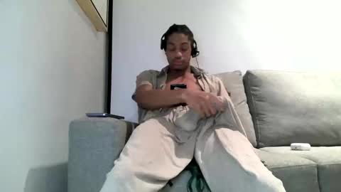Snapshot of blackbulltitus chatting on 03.24.26 BlackBullTitus online show from 03.24.26