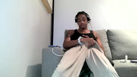 Snapshot of blackbulltitus chatting on 03.25.26 BlackBullTitus online show from 03.25.26