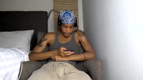 Snapshot of blackbulltitus chatting on 04.28.26 BlackBullTitus online show from 04.28.26
