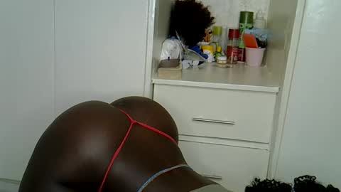 Snapshot of blackmela chatting on 02.12.26 Blackmela online show from 02.12.26