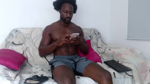 Snapshot of blacknikes chatting on 02.23.26 Twtter 1MikeBeckford Onlyfns beckfordmike online show from 02.23.26