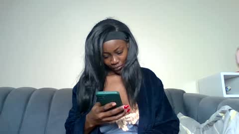 Snapshot of blackprincess25 chatting on 06.29.26 Lorraine online show from 06.29.26