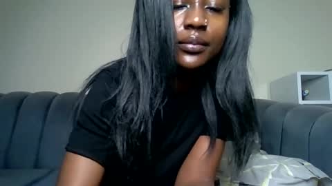 Snapshot of blackprincess25 chatting on 06.29.26 Lorraine online show from 06.29.26