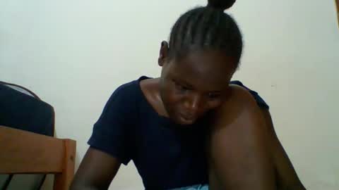 Snapshot of blacksexygal chatting on 03.15.26 SARAH online show from 03.15.26