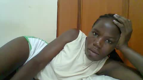 Snapshot of blacksexygal chatting on 03.24.26 SARAH online show from 03.24.26