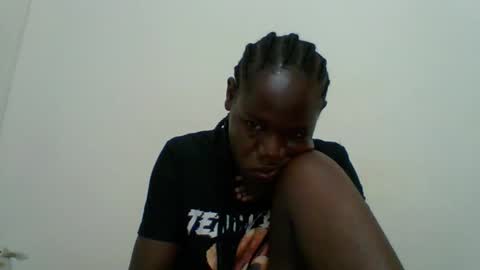 Snapshot of blacksexygal chatting on 04.04.26 SARAH online show from 04.04.26