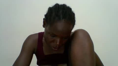 Snapshot of blacksexygal chatting on 04.14.26 SARAH online show from 04.14.26