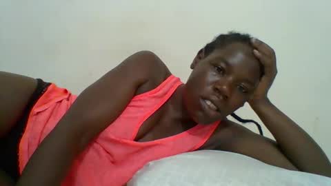 Snapshot of blacksexygal chatting on 04.16.26 SARAH online show from 04.16.26
