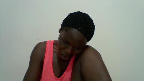 Snapshot of blacksexygal chatting on 04.17.26 SARAH online show from 04.17.26