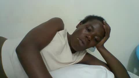 Snapshot of blacksexygal chatting on 04.25.26 SARAH online show from 04.25.26
