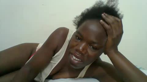 Snapshot of blacksexygal chatting on 04.28.26 SARAH online show from 04.28.26