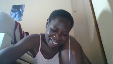 Snapshot of blacksexygal chatting on 05.04.26 SARAH online show from 05.04.26