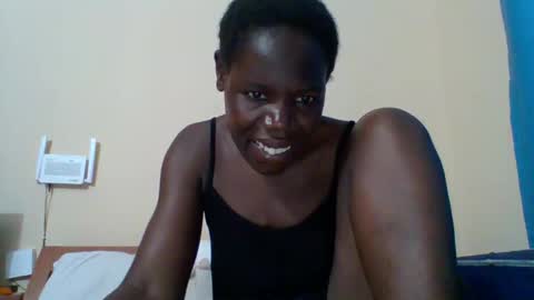 Snapshot of blacksexygal chatting on 05.07.26 SARAH online show from 05.07.26