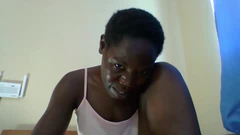 Snapshot of blacksexygal chatting on 05.16.26 SARAH online show from 05.16.26